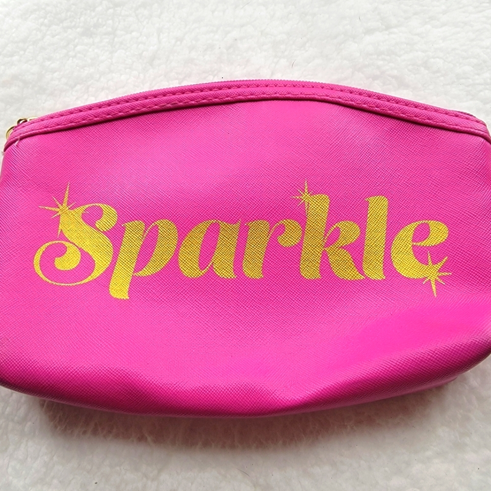 ⏬️CLEARANCE 💥DISCONTINUED💥Macbeth Collection Sparkle Makeup Bag!